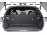 【トランク】 トランクルームはこんなに広々です。大きめの荷物も簡単に積めます。