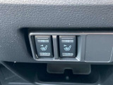 シートヒーター(運転席・助手席)を完備!寒い冬場でも座面から素早く体を温めてくれます。
