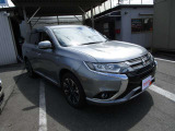 アウトランダーPHEV 2.0 G ナビパッケージ 4WD 