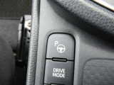 パーキングアシスト付いてます!苦手な駐車をクルマがサポートしてくれます。詳細はスタッフまでお気軽にお問い合わせください。