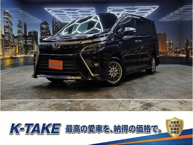 ヴォクシー 1.8 ハイブリッド ZS 煌 (禁煙車)(後期型)(パワースライドドア)(純