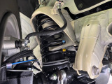 お車を安心してお乗りいただく為には、足回りの定期点検が欠かせません。サービスサポート(有償保証)では無料点検もご提供しており、安心のカーライフをお過ごしいただけるサポート体制が整っています。