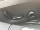 【パワーシート】スイッチ一つで簡単にシート位置の微調整が可能!電動だから力もいりません!自分に最適なシートポジションにセットして、快適なドライブをお楽しみください。