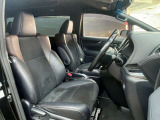 運転席も広々としており運転しやすい環境を実現しています☆