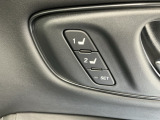 シートメモリー機能付きの電動シートで、異なったシートポジションを記憶させておくことが出来ます!