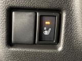 【シートヒーター】寒い日に重宝するシートヒーター!エアコンより早く温まってくれるので寒がりの人も安心ですね♪エアコンの温風は乾燥するから苦手、という方にもをおすすめです。