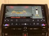 安全機能のバックモニター&全周囲モニターも装備です。