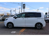 【走行距離 】約0.9万キロ走行しているお車になります!当社試乗車のため、走行距離も少なくおすすめです!