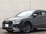 ●Audiが最初に採用したLEDポジショニングランプ。シャープなラインで昼間でも点けていたいと思うほど上品でオシャレです。夜間走行時はさらに目立ちます!