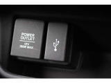 ナビと外部機器を接続するためのUSB差込口を装備!Apple CarPlay対応!