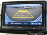 リアワイドカメラシステム!従来の視野に加えて、後方側方を約180&deg;まで見えるワイドビューと、後方を真上から見たような視野で駐車時などに便利なトップダウンビューの3つの視野があります!