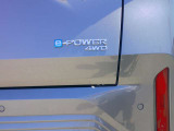 e-POWERのマークも目立ちます