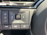 ステアリングスイッチ搭載!ハンドルひとつで手を離さなくても運転中視線をそらさなくても操作が出来て便利です