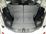 荷室は広くたくさんの日用品のお買い物をお載せできてレイアウト次第で用途が盛りだくさんです。