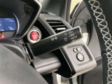 プッシュスタートはキーをバック等に携帯している時にブレーキを踏みSTARTボタンを押すとエンジンが始動します。