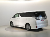 U-CARの販売だけでなく、自動車保険・生命保険・携帯電話の販売も行っております