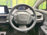 【純正革巻きステアリング】上質な革を使用することで、手にしっかり馴染みとても運転しやすいハンドルです♪