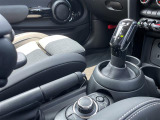 ◆LIBERALAは、輸入車選びの新たなスタイルを提案するインポート・セレクト・ブランドです。オーナー様となる方がクルマから直接感じる感性を第一にした、最良の一台との出会いをコーディネートいたします。