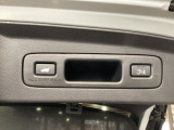 パワーテールゲートを装備