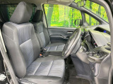 ドライバーによって運転しやすいポジションは異なり、あの車はどうなのか不安なこともありますよね。気になるお車は店頭で乗り込んでご確認いただけます♪