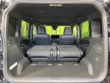普段のお買い物や通勤、送迎等に十分な荷室スペースを確保しております。セカンドシートを倒すと、大きな荷物の積載も可能です♪