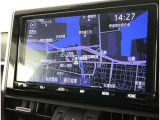 純正ナビを装備。タッチパネル式で使いやすく、お出かけもラクラクです。