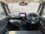 広々とした視界を体感できます。運転が楽しくなりますね。
