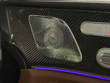 ブルメスターサラウンドサウンドシステムで、立体感のある音響で車内空間を彩ってくれます。