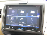 ナビゲーションは純正メモリーナビ(VXM-175VFNi)を装着しております。AM、FM、CD、DVD再生、Bluetooth、音楽録音再生、フルセグTVがご使用いただけます。