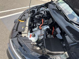 駆動用モーターとインバータが鎮座するパワーユニットルーム