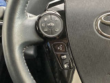 運転中、オーディオの操作をしてて、ハッとしたことはありませんか?ステアリングスイッチは、運転中でもハンドルでオーディオの操作が可能です。安全なドライブをサポートします。