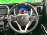 【純正革巻きステアリング】上質な革を使用することで、手にしっかり馴染みとても運転しやすいハンドルです♪