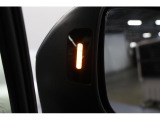 車体後部のセンサーにより、後側方から接近する車を検知する「スバルリヤビークルディテクション」を搭載。