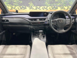 UX 250h バージョンL 