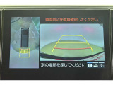 専用のカメラにより、上から見下ろしたような視点で360度クルマの周囲を確認することができます☆縦列駐車や幅寄せ時に活躍してくれます