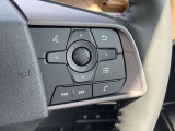 ハンドルにスイッチが付いており、音量やチャンネルを変えることができたり、ハンズフリー通話の応答もお手元で出来ちゃいます♪