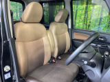 運転席シート廻りは使用感も少なく、良好な状態となっています。丁寧に使われていたことがよくわかりますね。
