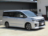 ヴォクシー 2.0 ZS 