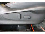 高級車の代名詞!電動シートが装備されています!