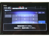 Bluetooth機能搭載。車とスマホやiPhoneをペアリングしておけばハンズフリー電話はもちろん、スマホやiPhone内の音楽を車のスピーカーで流すこともできますよ。