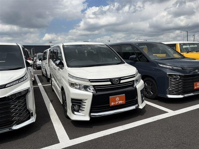ヴォクシー 2.0 ZS 煌 禁煙車 純正ナビ バックカメラ