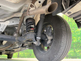 お車を安心してお乗りいただく為には、足回りの定期点検が欠かせません。サービスサポート(有償保証)では無料点検もご提供しており、安心のカーライフをお過ごしいただけるサポート体制が整っています。
