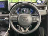 【ステアリングスイッチ】運転中、前方から目線をそらすことなく、オーディオ等の操作が可能な便利機能!安心&快適なドライブを演出してくれます♪