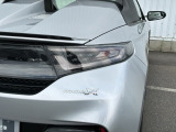 スタイリッシュなクリアレンズ