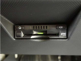 ETC車載器付きです。高速道路の料金所もスムーズに通過できます。※別途セットアップ費用が必要となります。