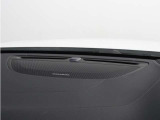 【harman/kardon】世界のオーディオファン垂涎のプレミアムサウンドシステムを搭載。原音に近い音場空間を忠実に再現。乗る人すべてに最良の音響体験を提供します。