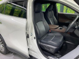運転席シート廻りは使用感も少なく、良好な状態となっています。丁寧に使われていたことがよくわかりますね。