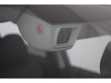 アイサイトのカメラが運転をサポート