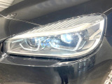 ●LEDヘッドライト:夜間走行時も良好な視界を確保し安心して運転できる高輝度LEDヘッドライトを装備!点灯速度が早く、消費電力も抑えられています。