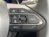 【レーダークルーズコントロール】高速道路での長距離走行が楽に!!自動で速度を保つクルーズコントロールが、衝突軽減システムと連携し、前方の車両を感知して車間を保つように速度調節してくれます!!